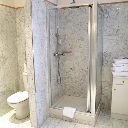 Grand Des Ambassadeurs Hotel Mentona