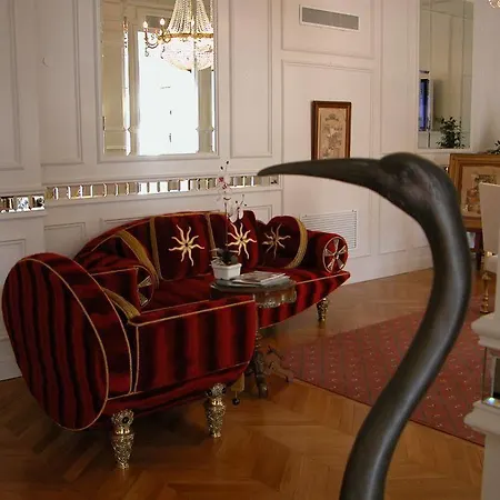 Grand Des Ambassadeurs Hotel