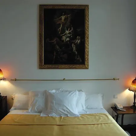 Grand Des Ambassadeurs Otel 4*