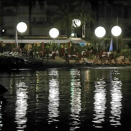 Grand Des Ambassadeurs Otel 4*