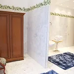 Grand Des Ambassadeurs Ментона