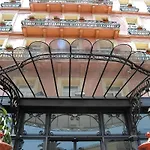 Отель Grand Des Ambassadeurs