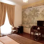 Hotel Grand Des Ambassadeurs 4*