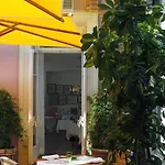 Grand Des Ambassadeurs Отель 4*