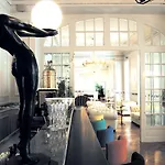 Отель Grand Des Ambassadeurs