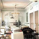 Grand Des Ambassadeurs Отель Ментона
