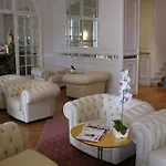 Grand Des Ambassadeurs Отель