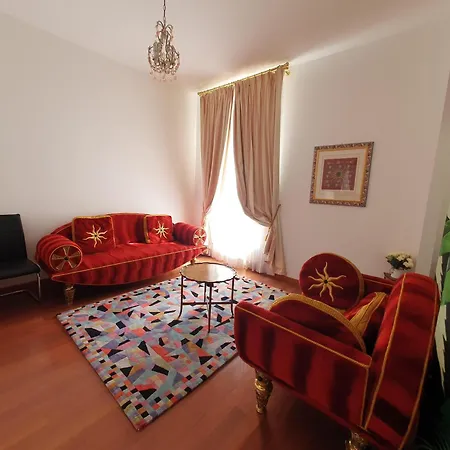 Grand Des Ambassadeurs 4* מנטון