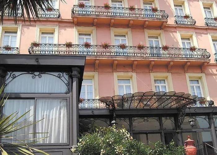 Grand Des Ambassadeurs Hotel 4*