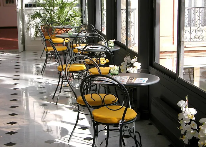 Grand Des Ambassadeurs Hotel Mentona