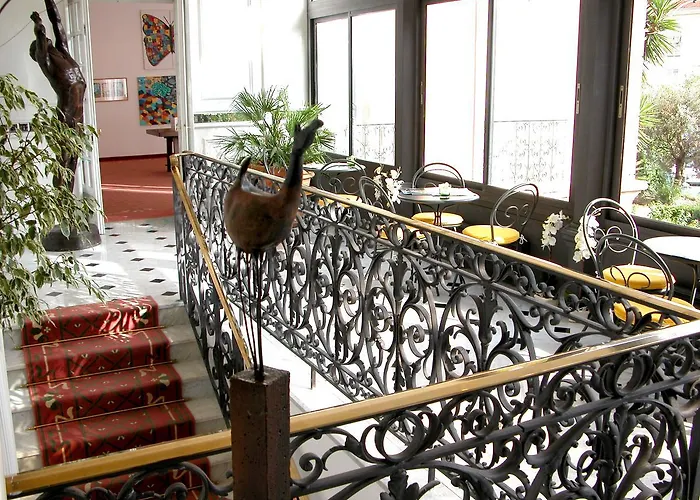 Grand Des Ambassadeurs מנטון