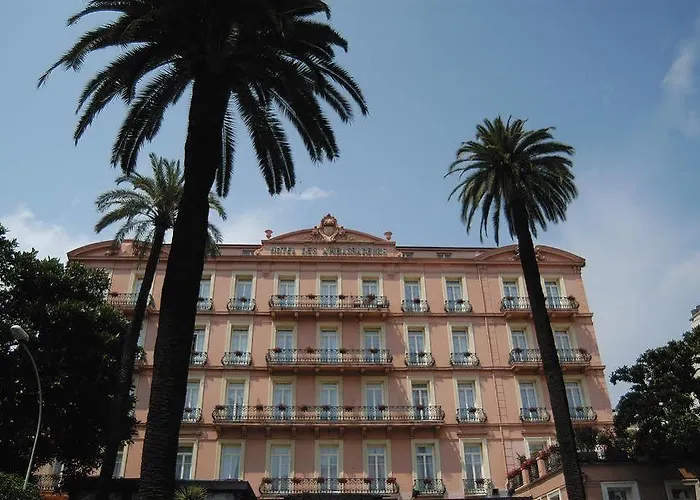 Grand Des Ambassadeurs מלון